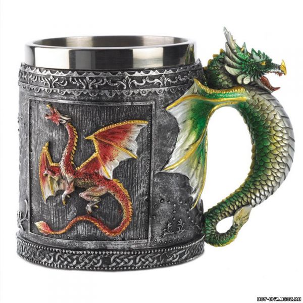 Средневековая кружка с драконами